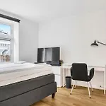 Penthouse At Heart Of - Four Bed 2 Bath Lejlighed Bergen