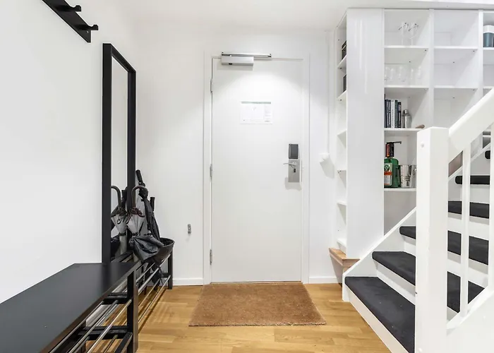 Penthouse At Heart Of - Four Bed 2 Bath